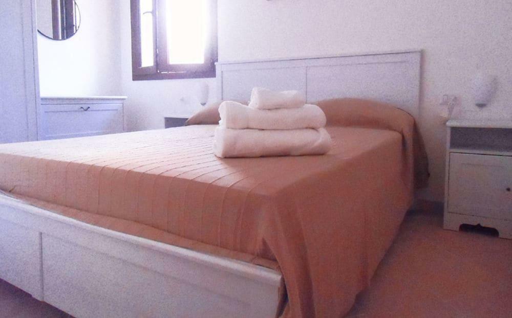 Appartamenti Castelsardo E Lu Bagnu מראה חיצוני תמונה